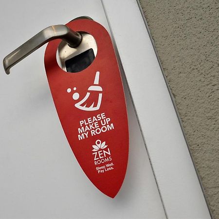 Zen Rooms Bangchak Бангкок Экстерьер фото
