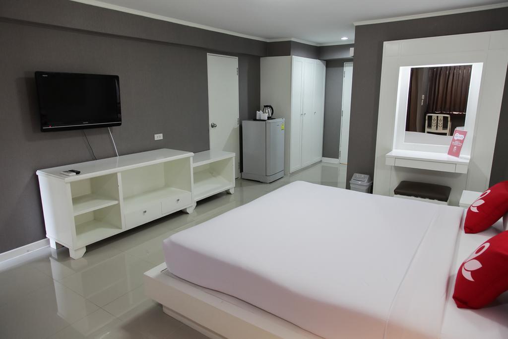 Zen Rooms Bangchak Бангкок Экстерьер фото