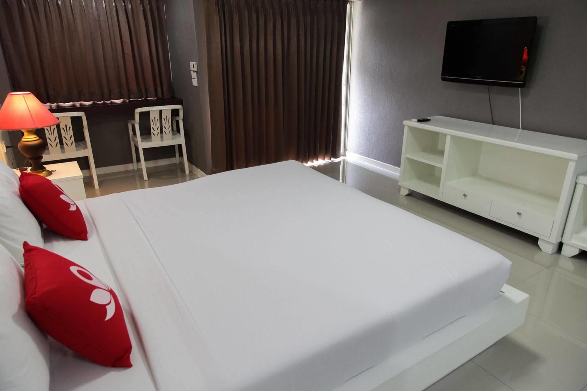 Zen Rooms Bangchak Бангкок Экстерьер фото