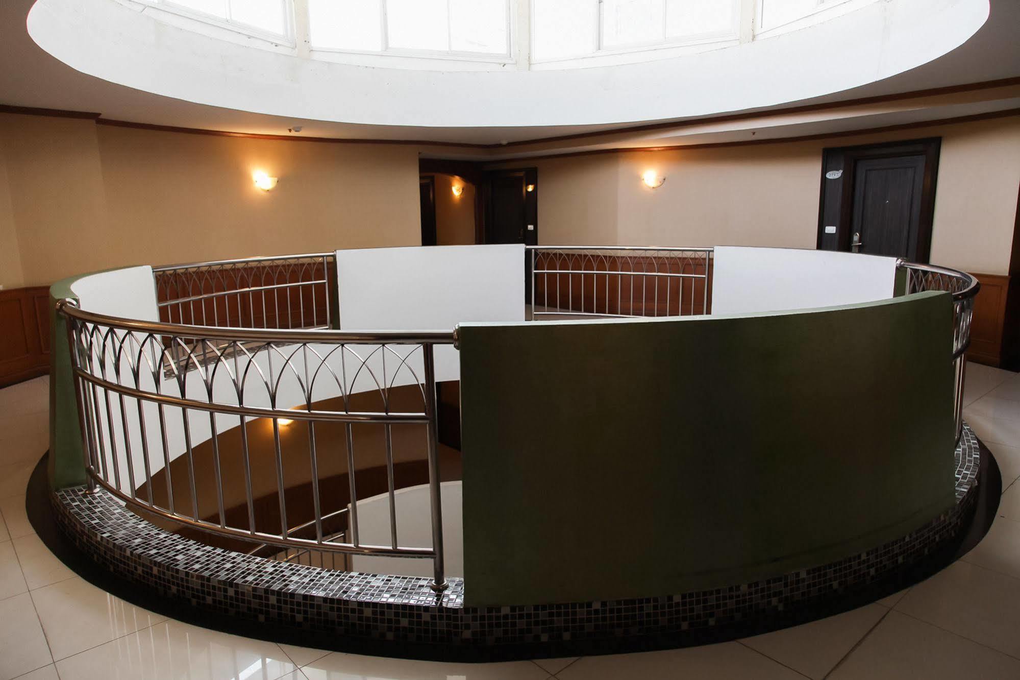 Zen Rooms Bangchak Бангкок Экстерьер фото